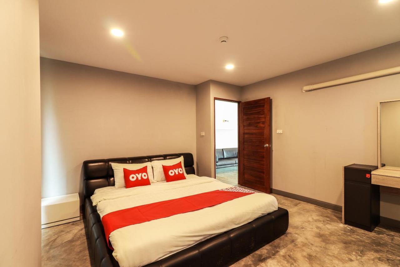 Oyo 150 3Q Chiangmai Residence Чіангмай Екстер'єр фото