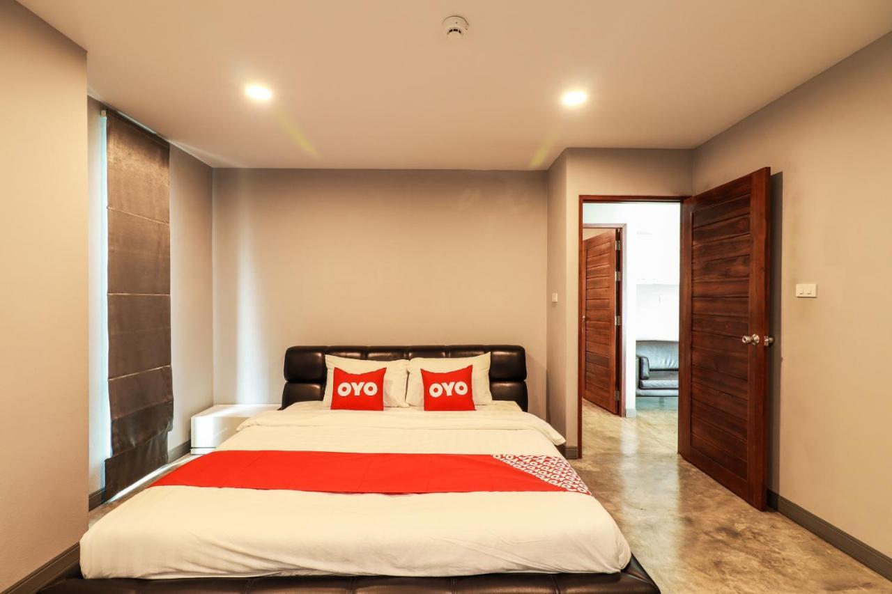 Oyo 150 3Q Chiangmai Residence Чіангмай Екстер'єр фото